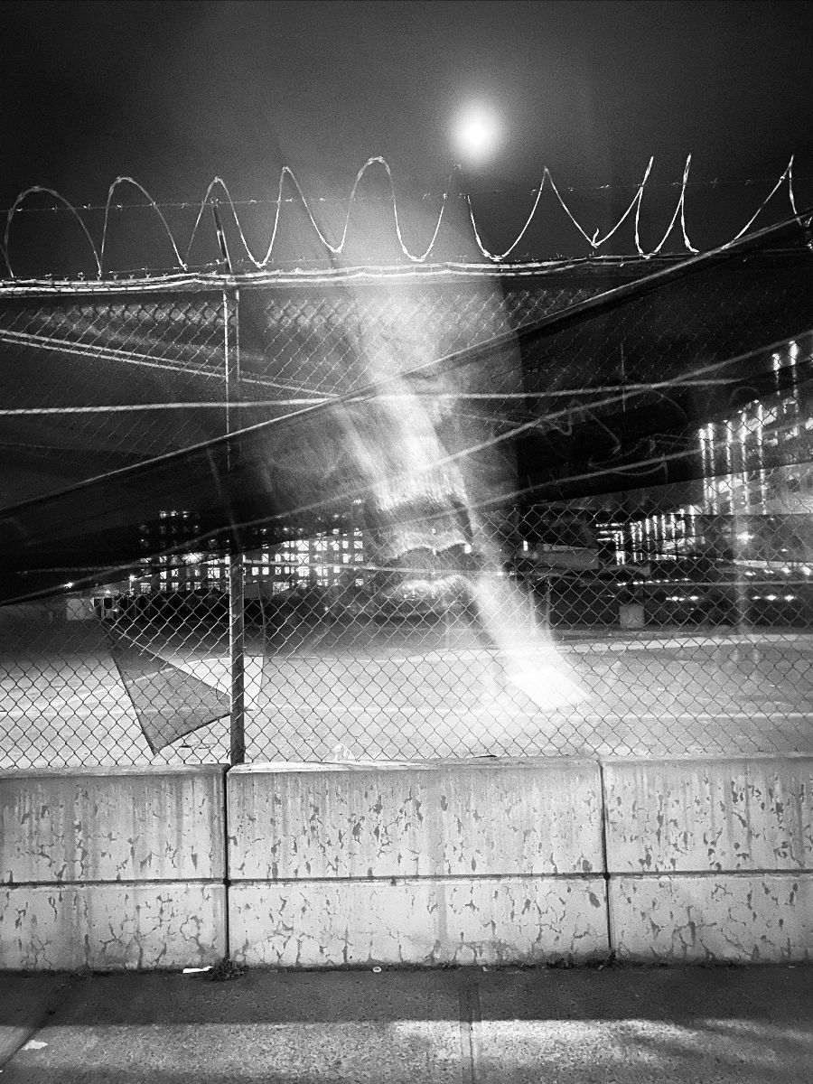 Photographs by Gabriel Noguez — frame 6